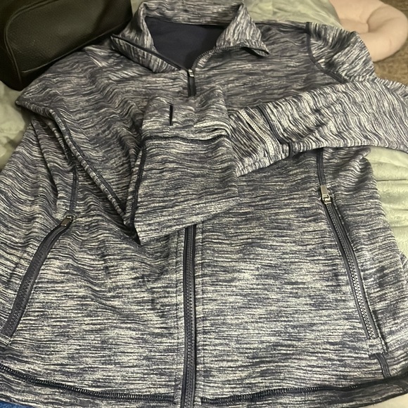 VS Sport Jacket Zip w Thumb Holes Size M Zip pockets - Picture 4 of 14